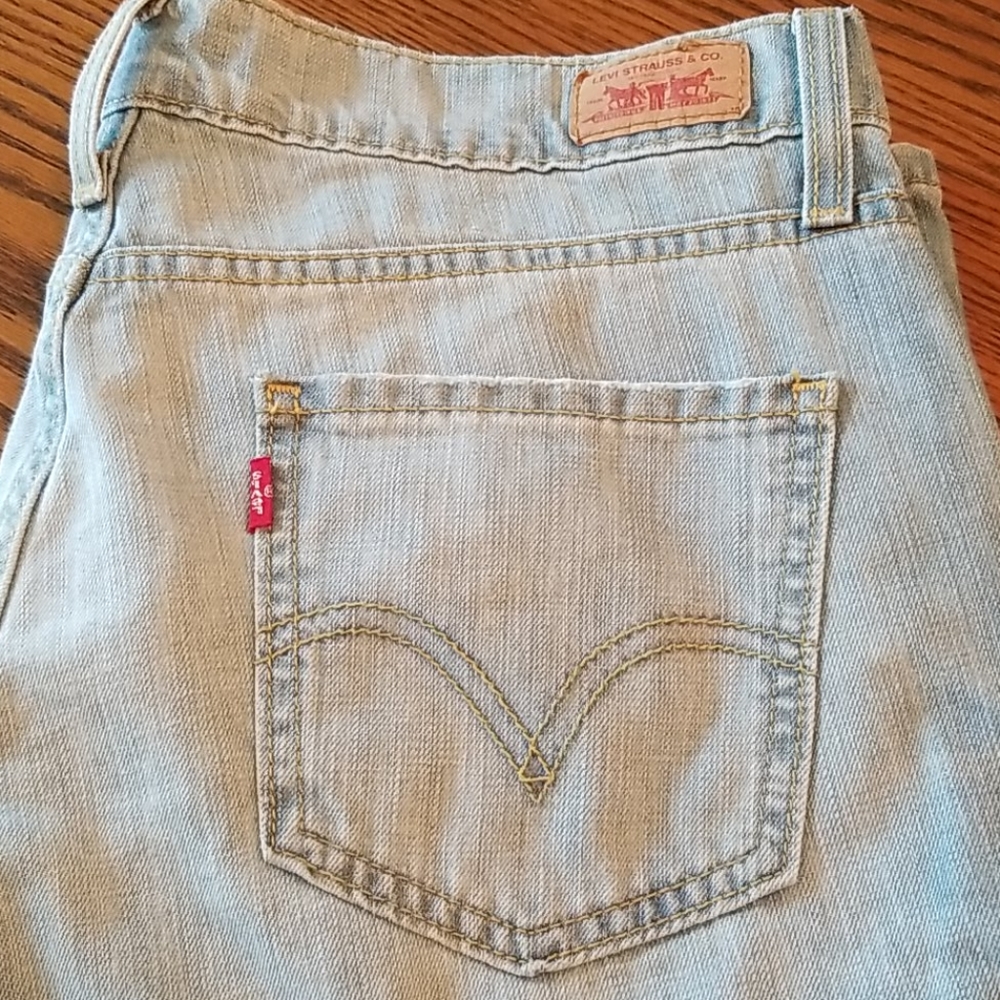 Levi's 513 Boyfriend Jeans